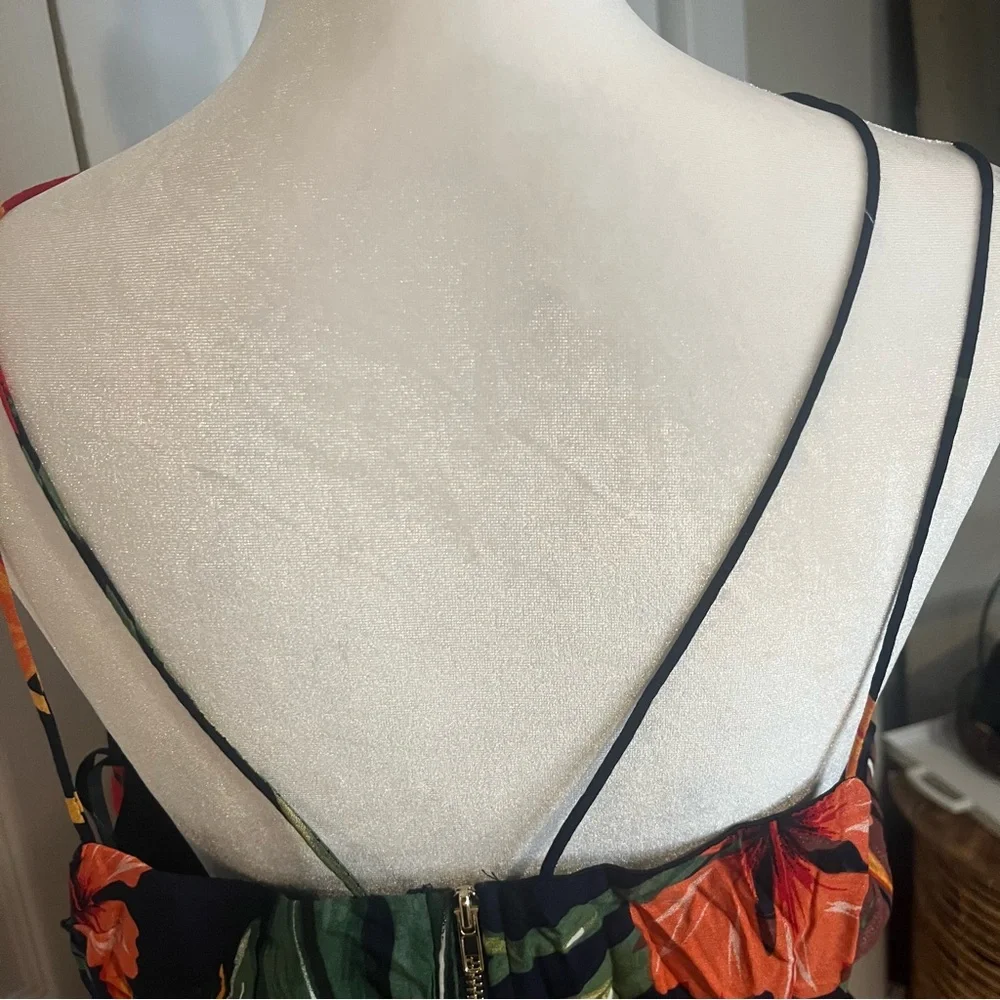 Fashion nova, NWT Key West, Tropical Print Maxi Dress with side cutouts,… - Picture 9 of 16